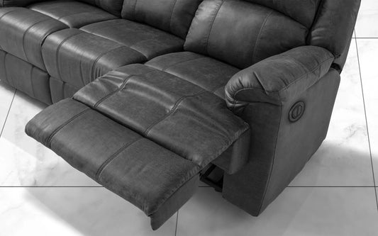 Divano 3 posti con 2 recliner elettrici. Similpelle grigia (cm. 203 x 98 x 99h)