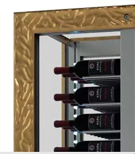 Cantinetta per vino, liquori e champagne   - Struttura in alluminio - Cornice in legno massello - Porte scorrevoli  protezione UV - Serratura con chiave - Interni in alluminio - Illuminazione a LED Compressore ad inverter - Refrigerazione statica e ventil